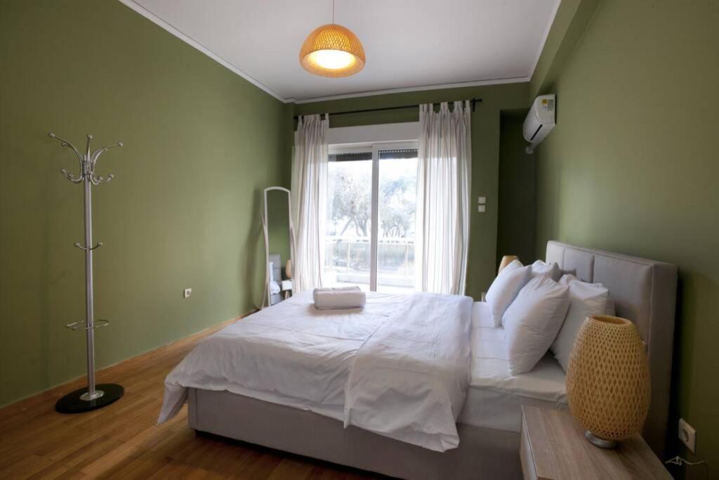 Palaio Faliro, A Bright And Spacious Apartment Atene Esterno foto